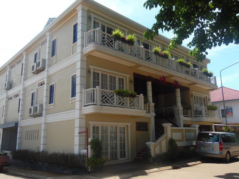 Le Bouton D'Or Boutique Hotel Thakhek Exterior foto